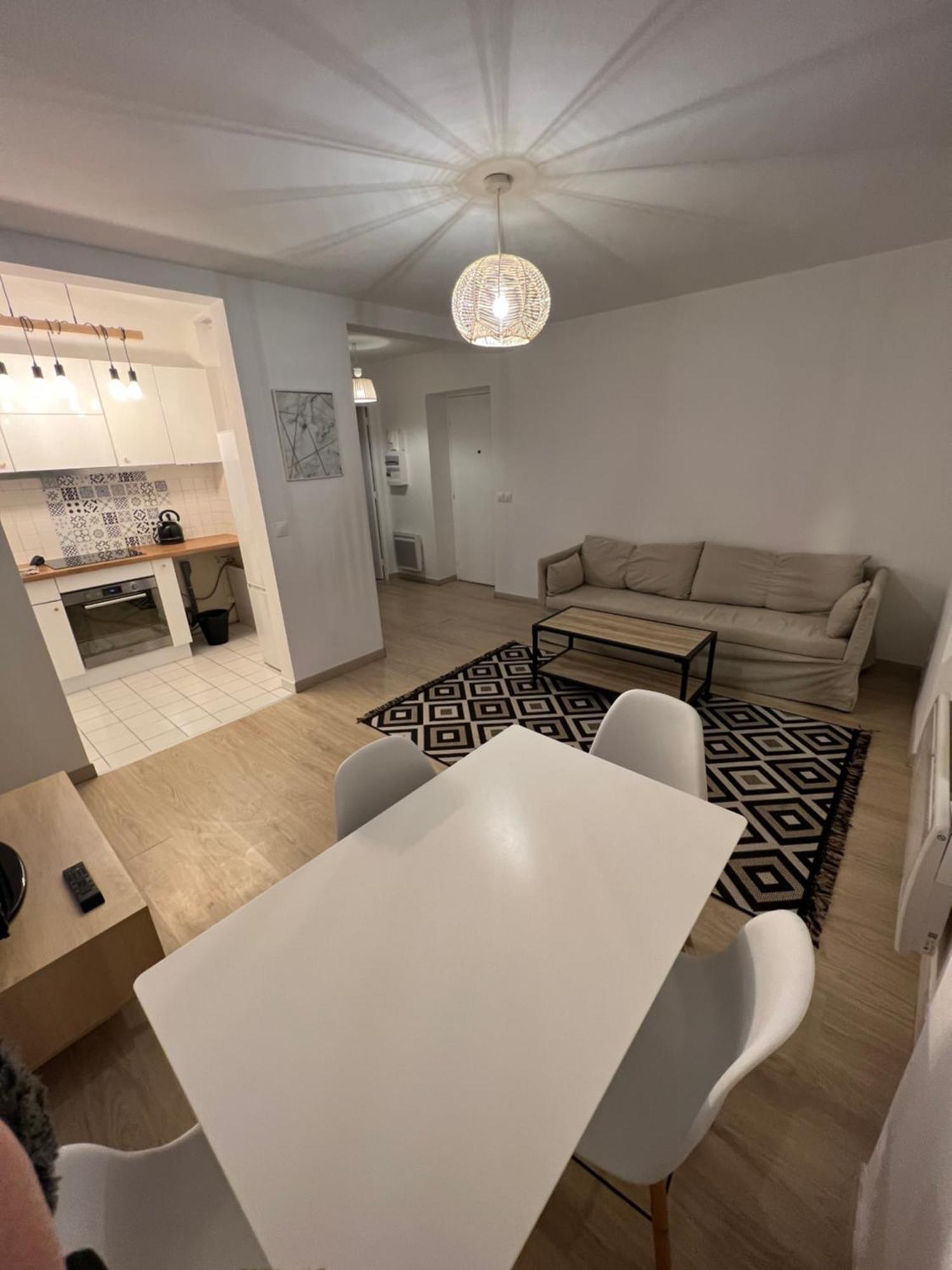 Appartement Lumineux A 2 Pas D'Enghien Монморанси Екстериор снимка