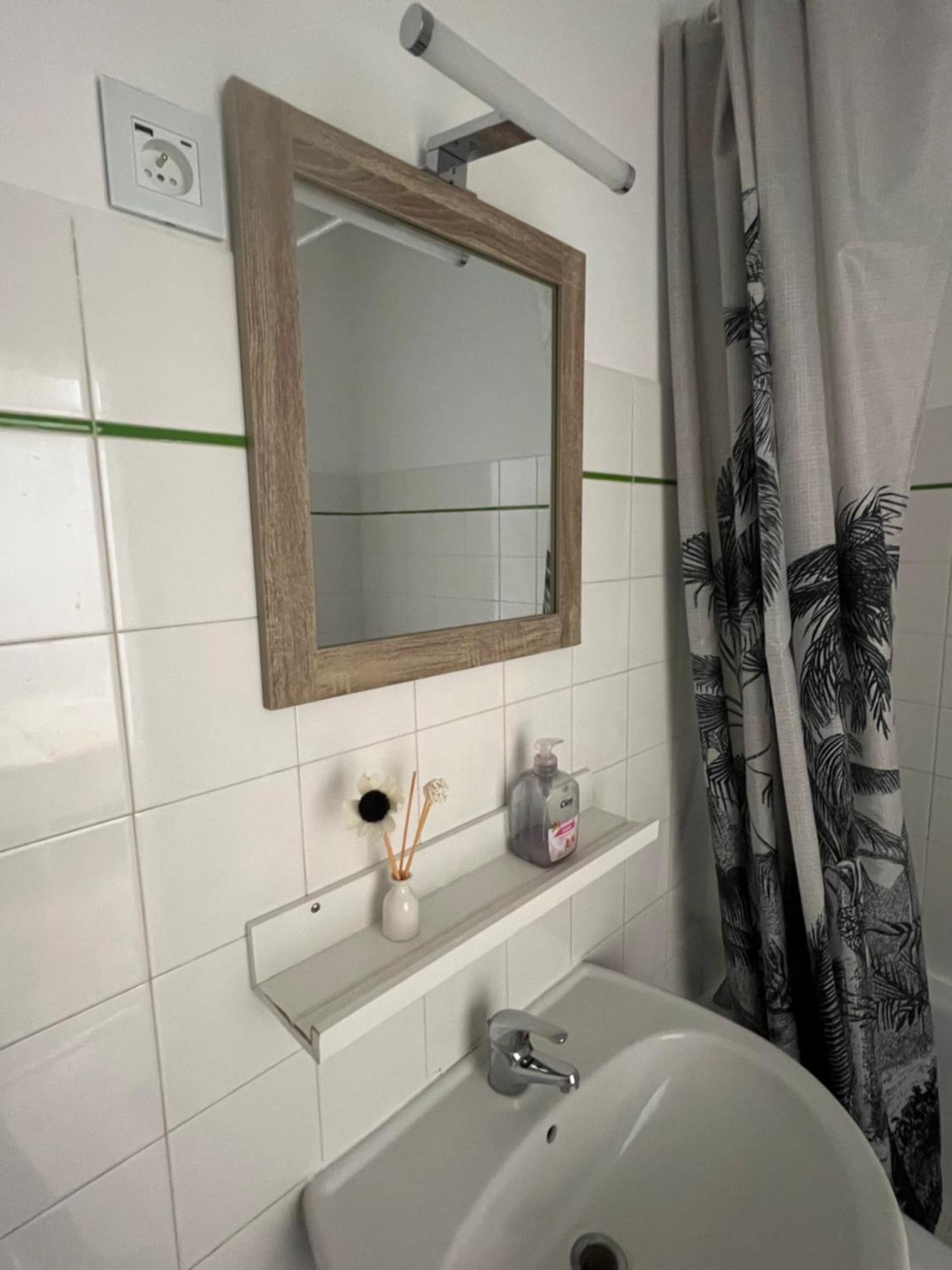 Appartement Lumineux A 2 Pas D'Enghien Монморанси Екстериор снимка